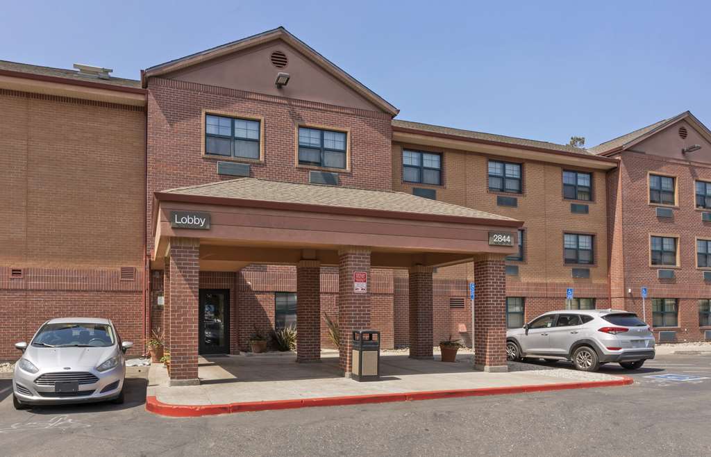 Extended Stay America Suites Stockton March Lane - photo 4