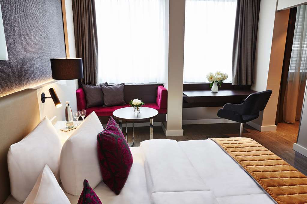 Steigenberger Hotel Koeln, Cologne, Germany - Business room