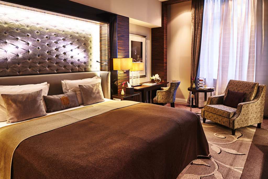 Steigenberger Frankfurter Hof, Frankfurt, Germany - Junior Suite