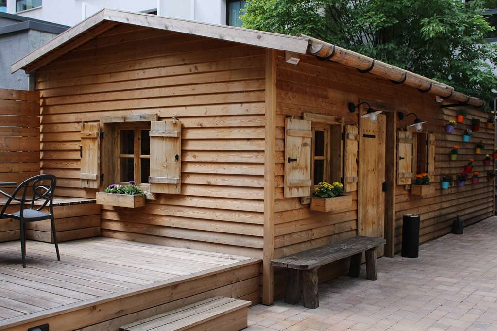 Alpine Lodge / Cocoon Hauptbahnhof