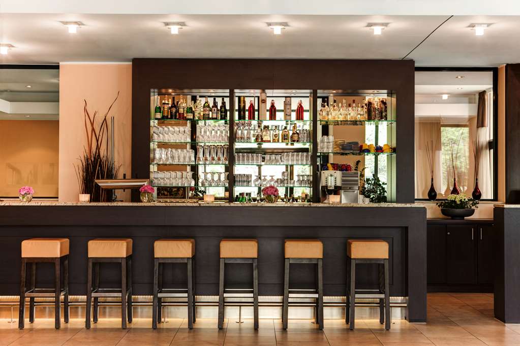 IntercityHotel Essen, Germany - Bar