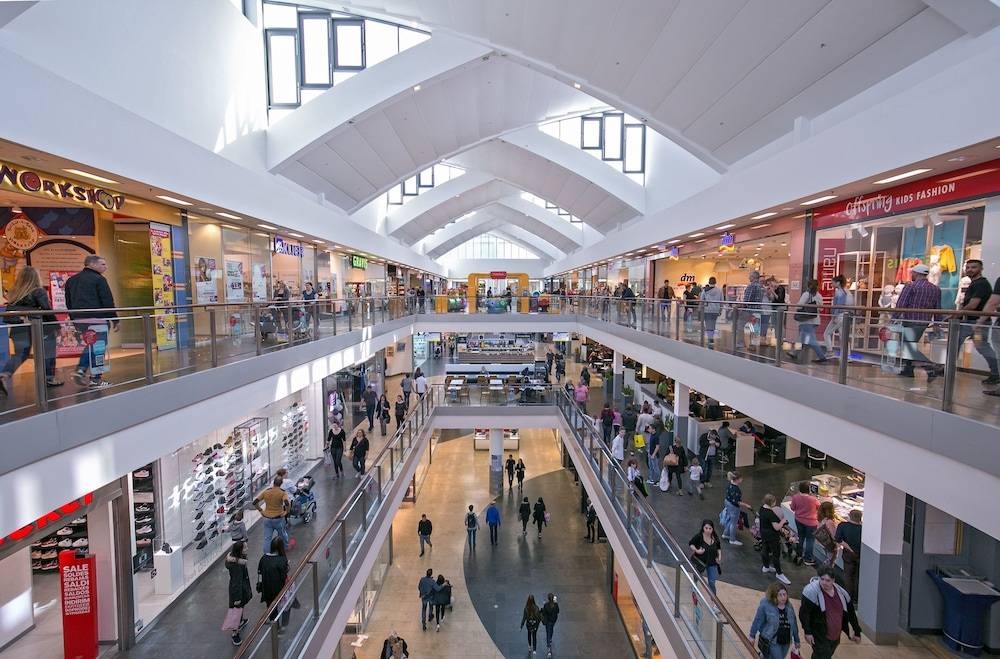 Shopping mall