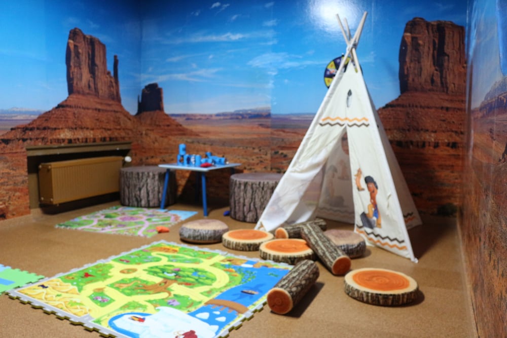 Children's play area - indoor