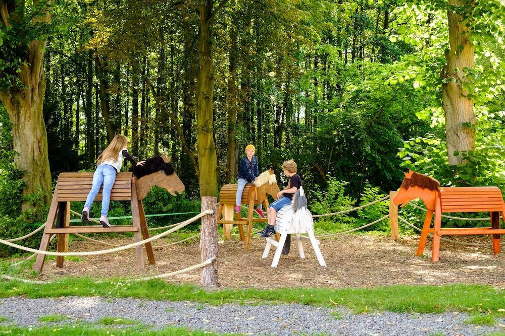 Children's play area - outdoor