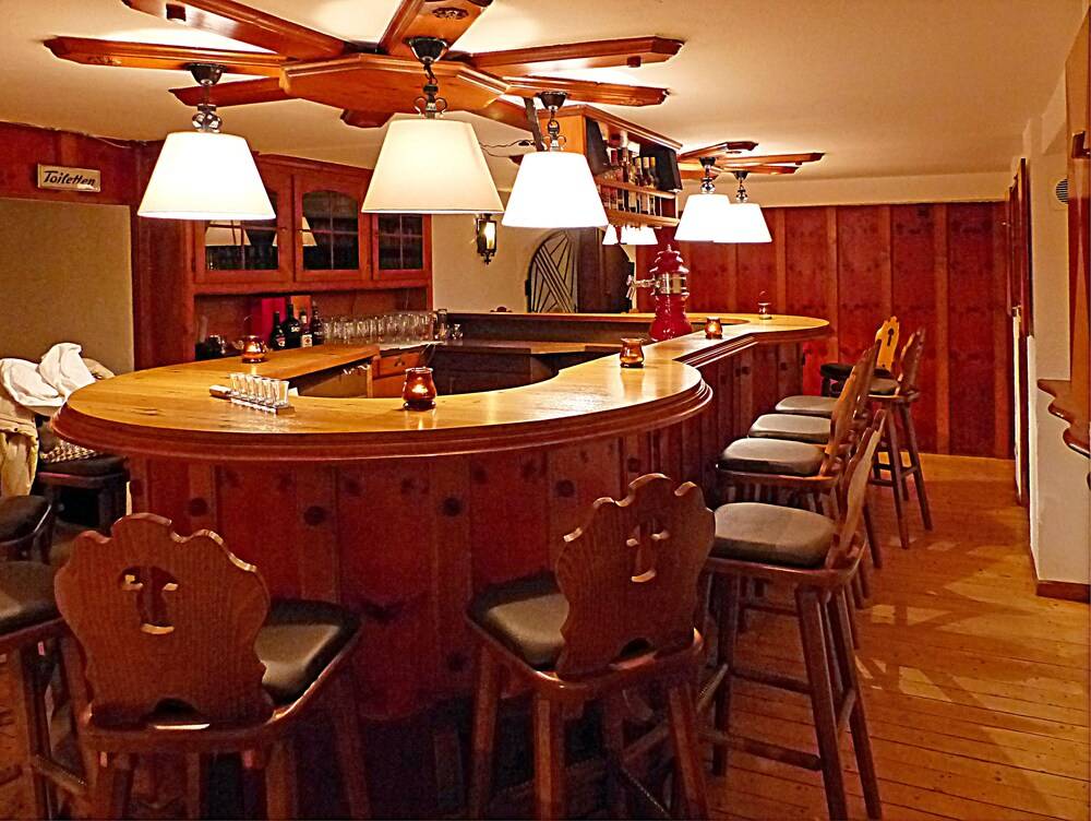 Hotel Bar