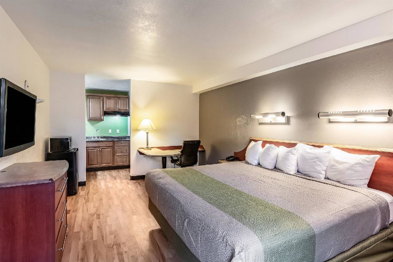 Studio 6 Anaheim CA - featured photo
