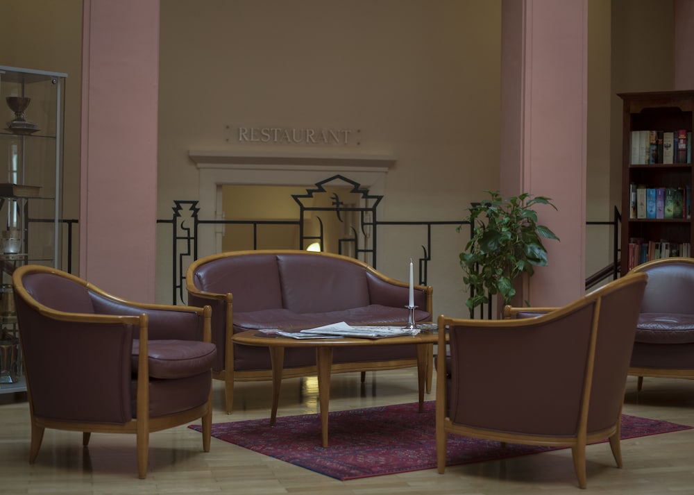 Reception hall