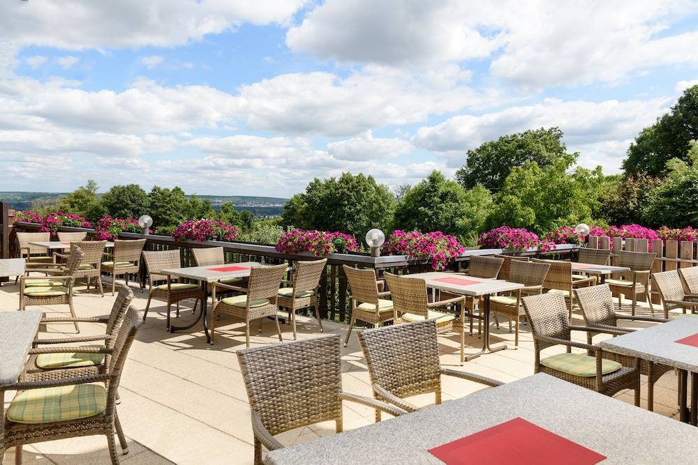 Sundeck