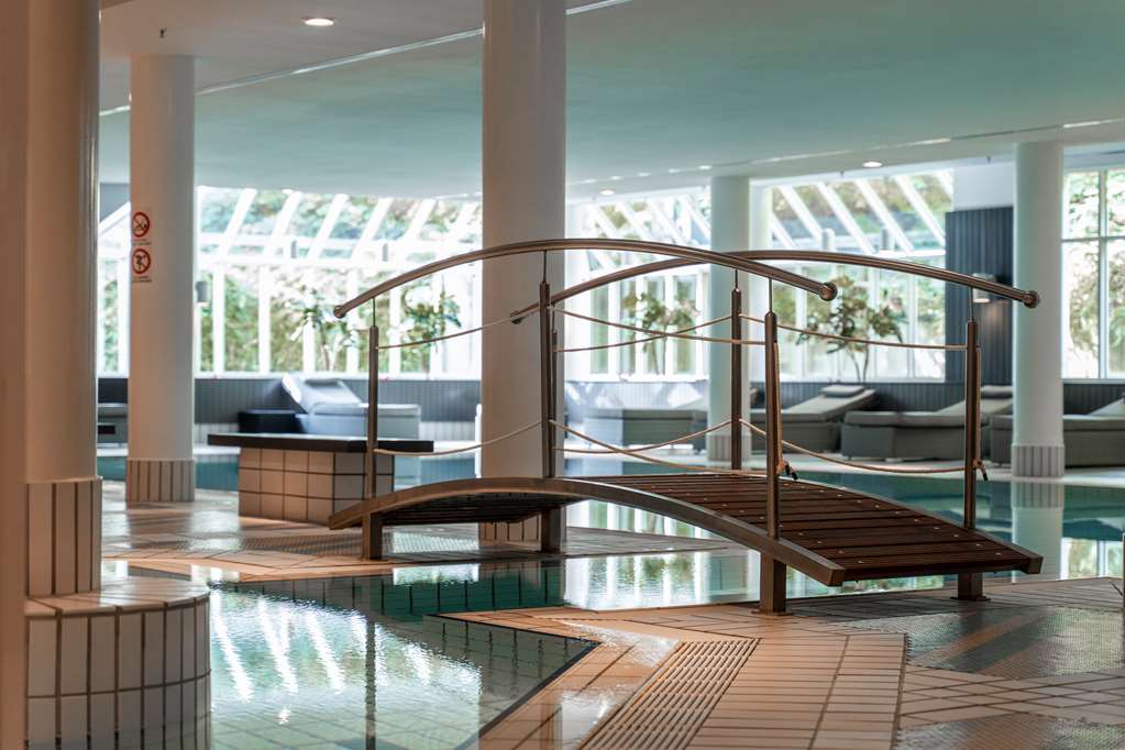 Pool Indoor
