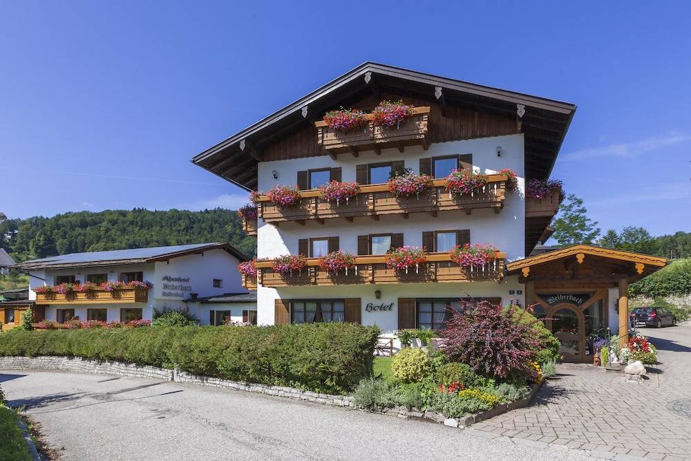 Alpenhotel Weiherbach Berchtesgaden Hallenbad und Sauna