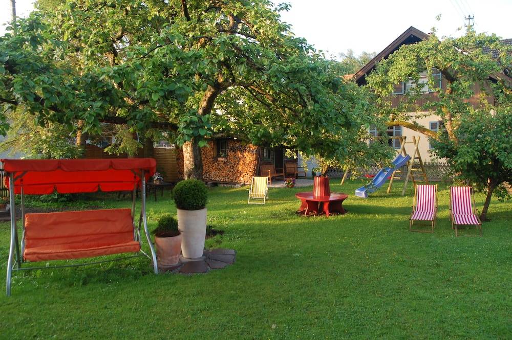 Children's play area - outdoor