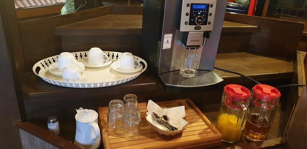 Coffee service