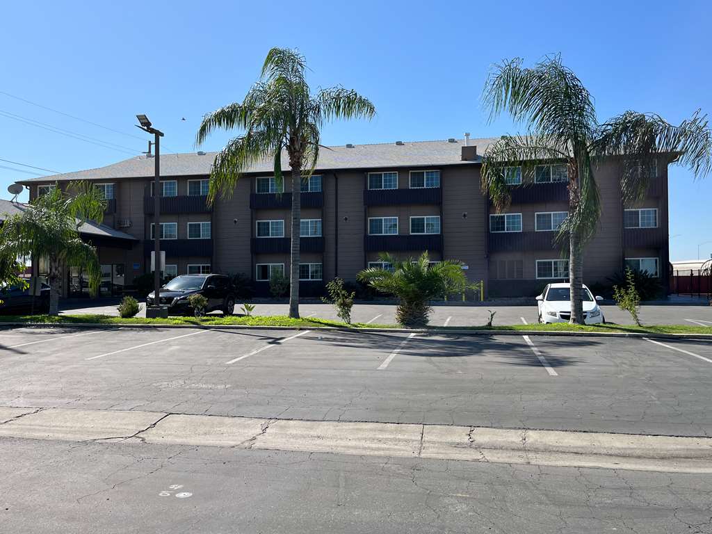 Studio 6 Suites Delano CA - photo 3