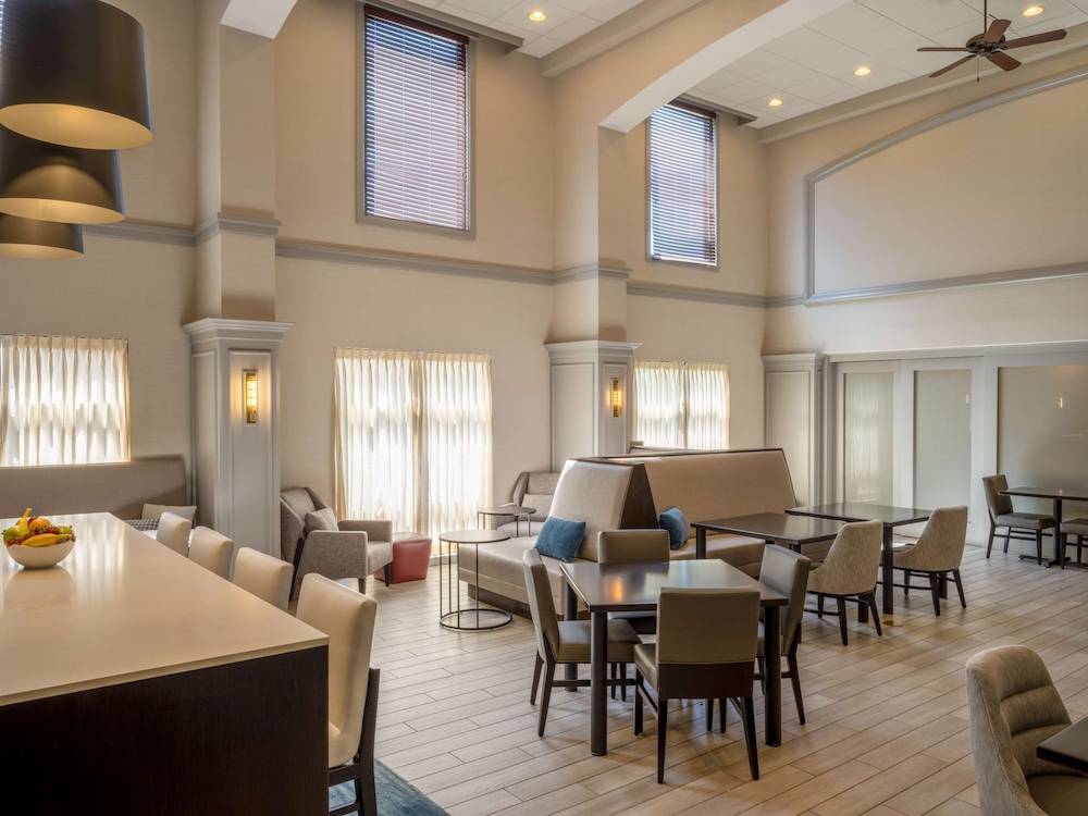 Hampton Inn Raynham Taunton - photo 4
