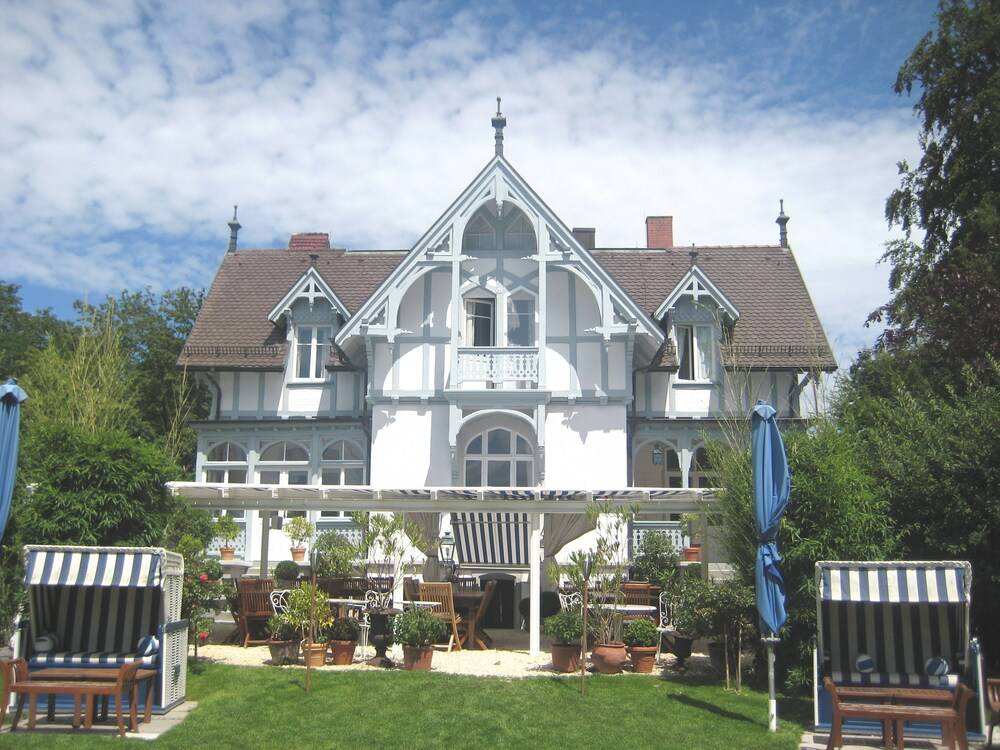 Hotel Front