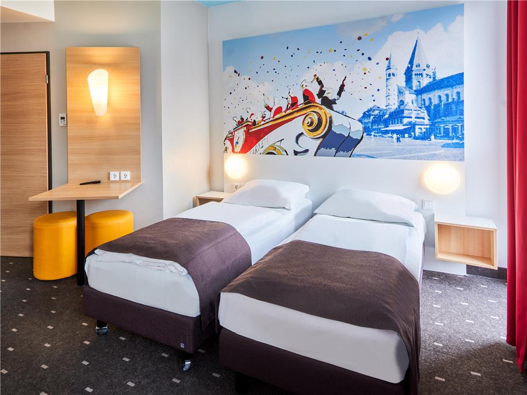 Guest room