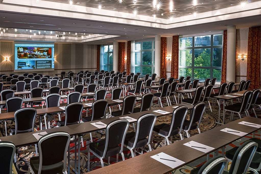 Wiesbaden conference RGB dpi