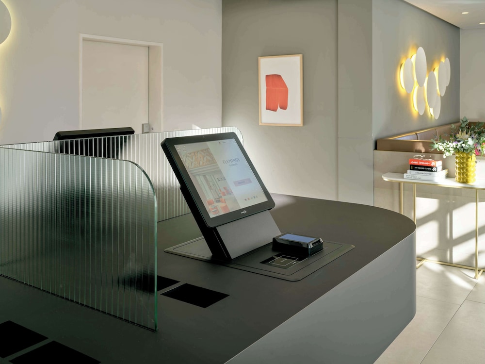 Check-in/check-out kiosk