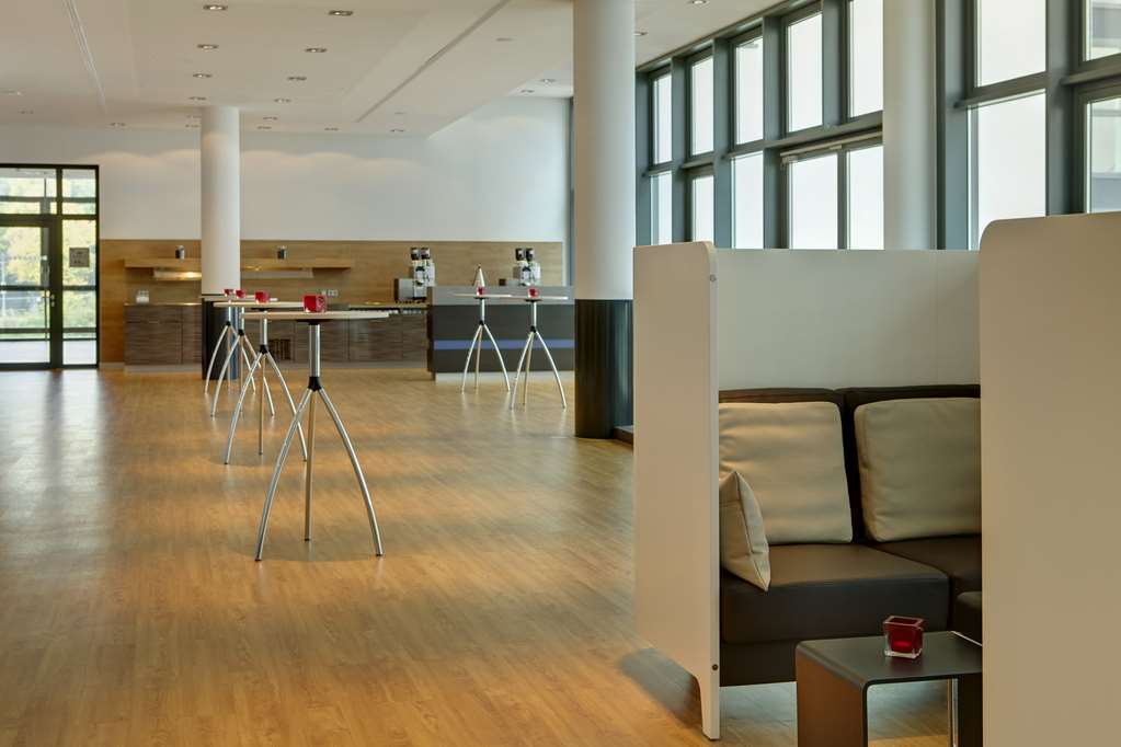 IntercityHotel Berlin Hauptbahnhof, Germany - Meeting Foyer
