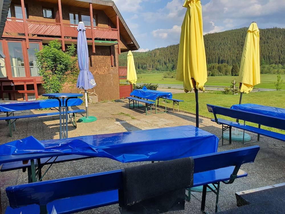Sundeck