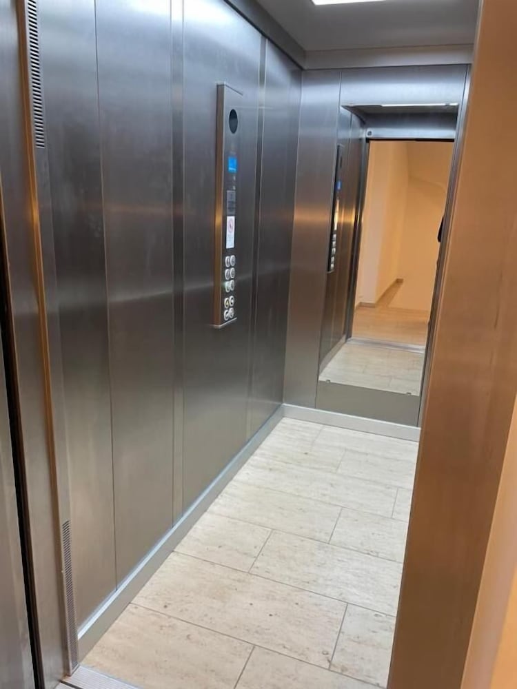 Elevator