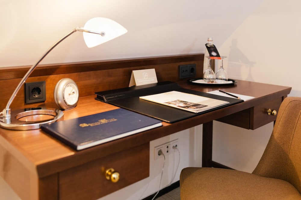 In-room business center