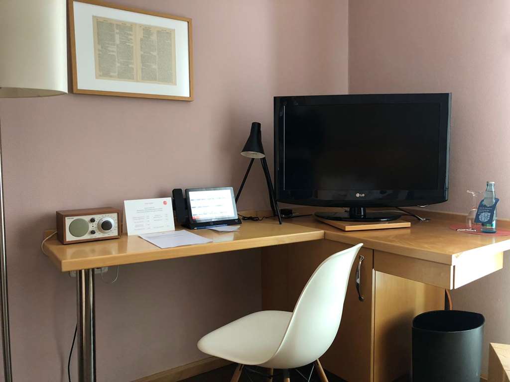Room Small