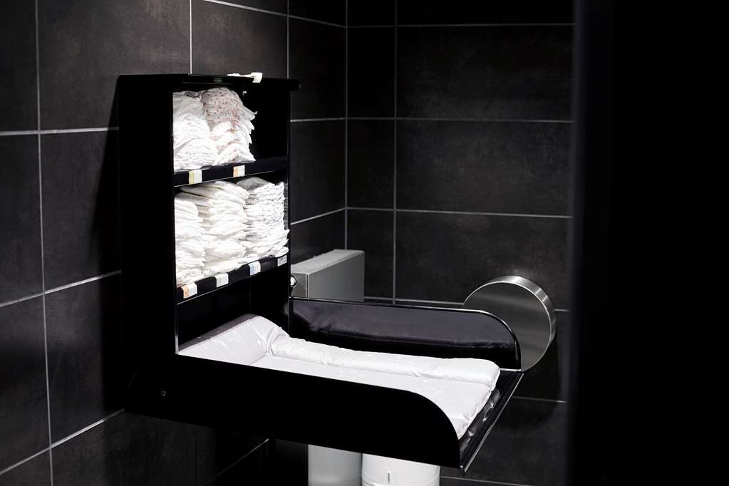 Scandic Hamburg Emporio wickeltisch