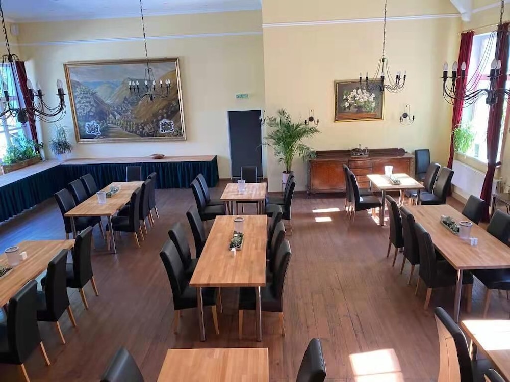 Reception hall