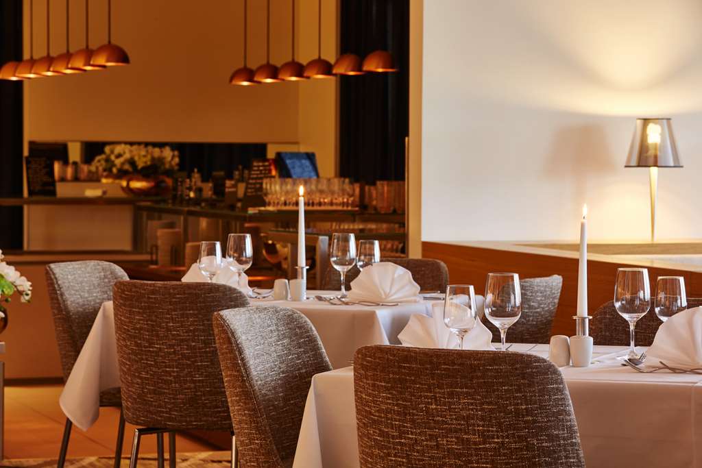 Steigenberger Hotel Am Kanzleramt, Berlin, Germany - restaurant