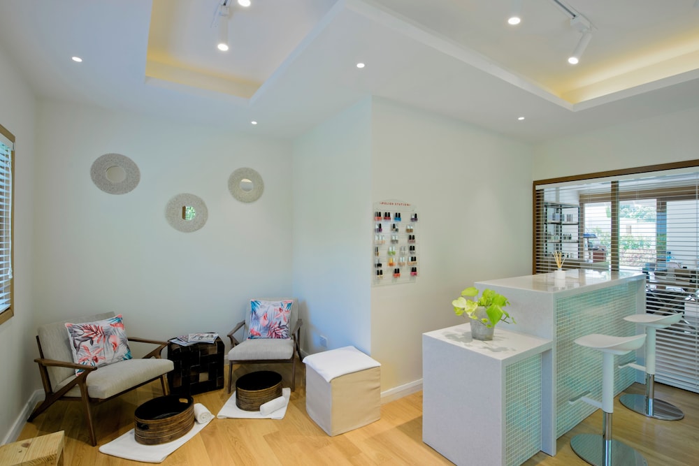 Nail salon