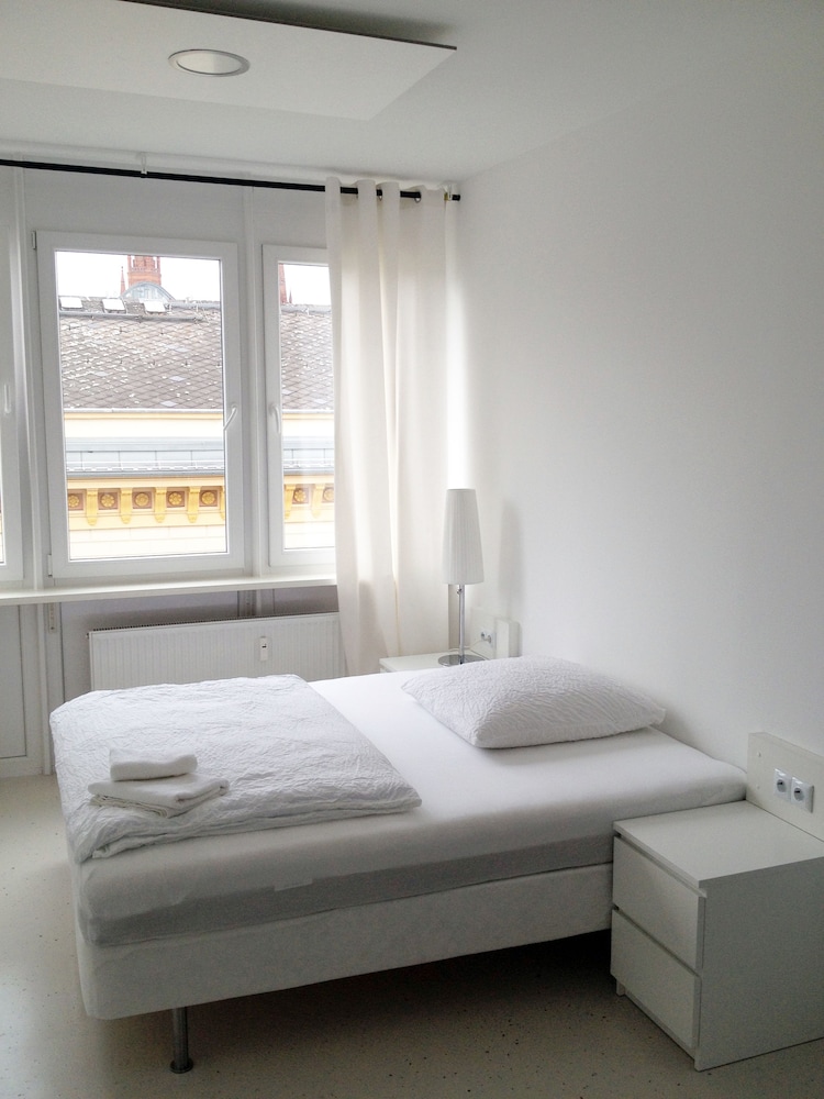 Business Hostel Wiesbaden
