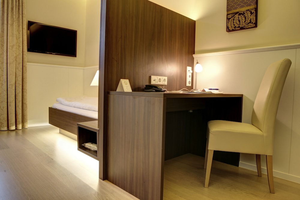 In-room business center