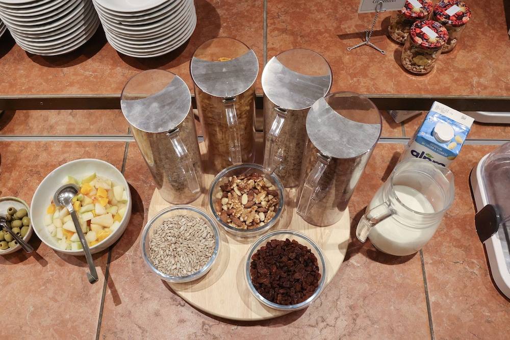 Breakfast buffet
