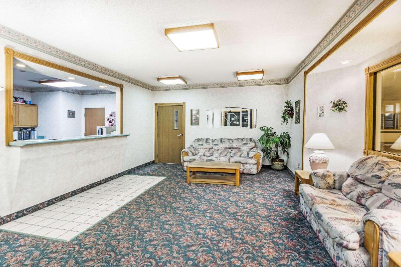 Super 8 by Wyndham Willcox - photo 4