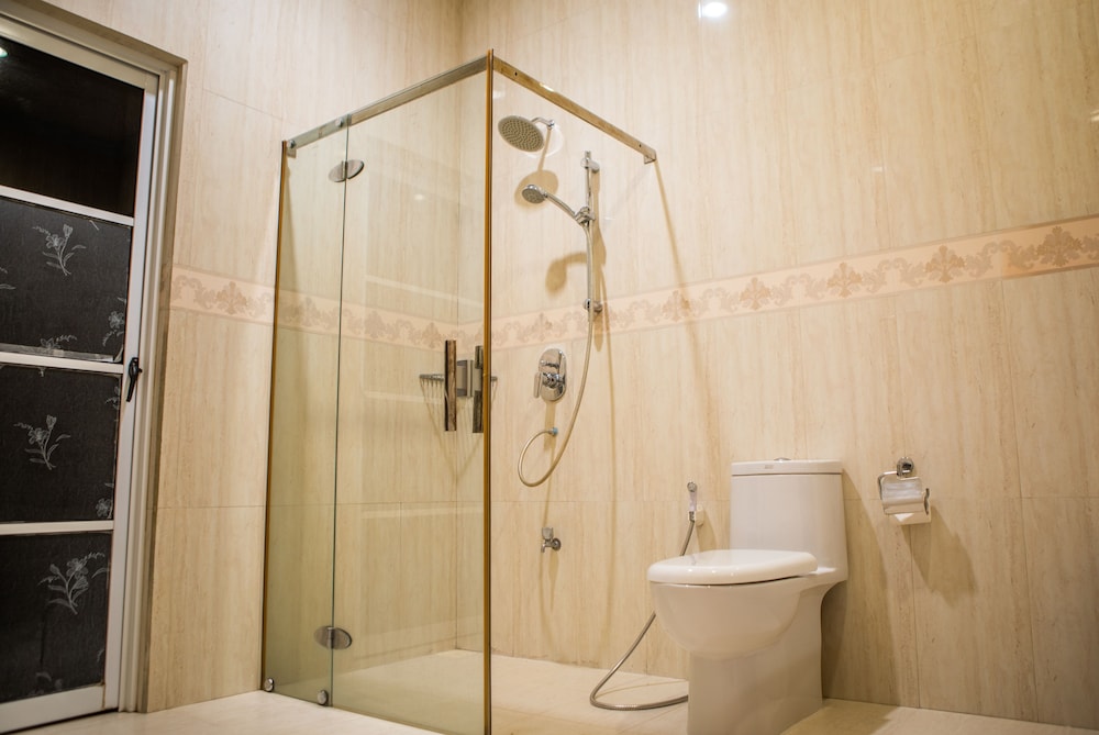 Bathroom shower