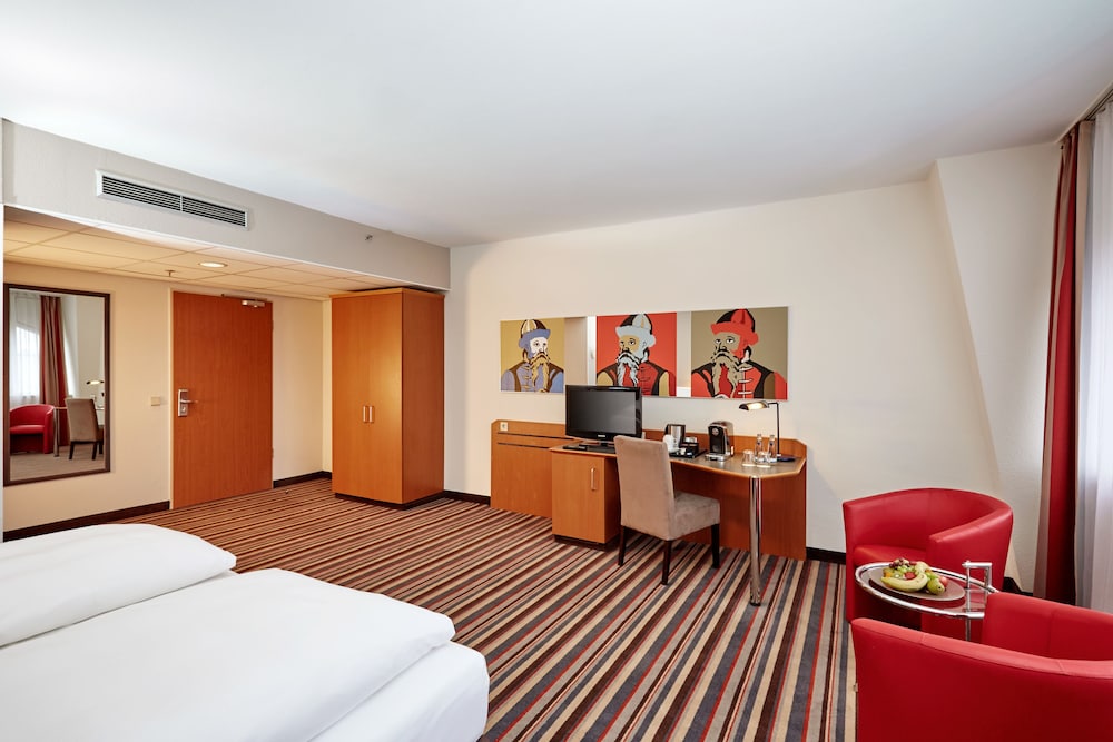 Guestroom View