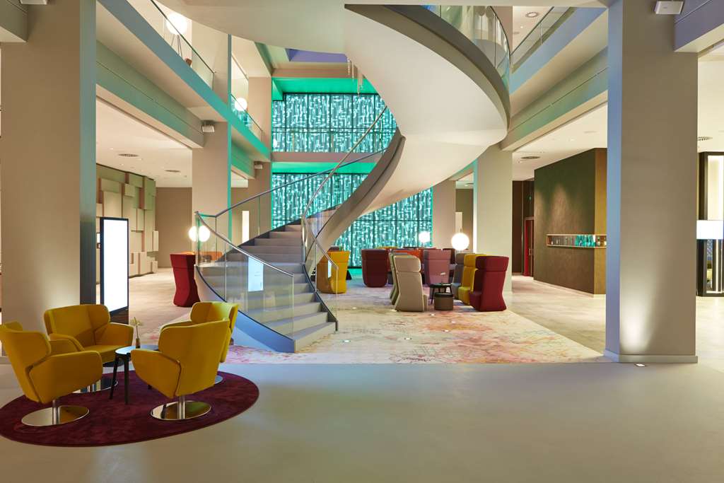 Steigenberger Hotel Am Kanzleramt, Berlin, Germany - public area