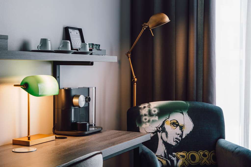 Guest room
