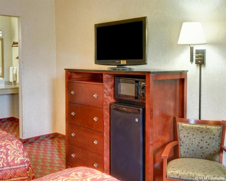 Red Carpet Inn by University of Maryland - photo 3
