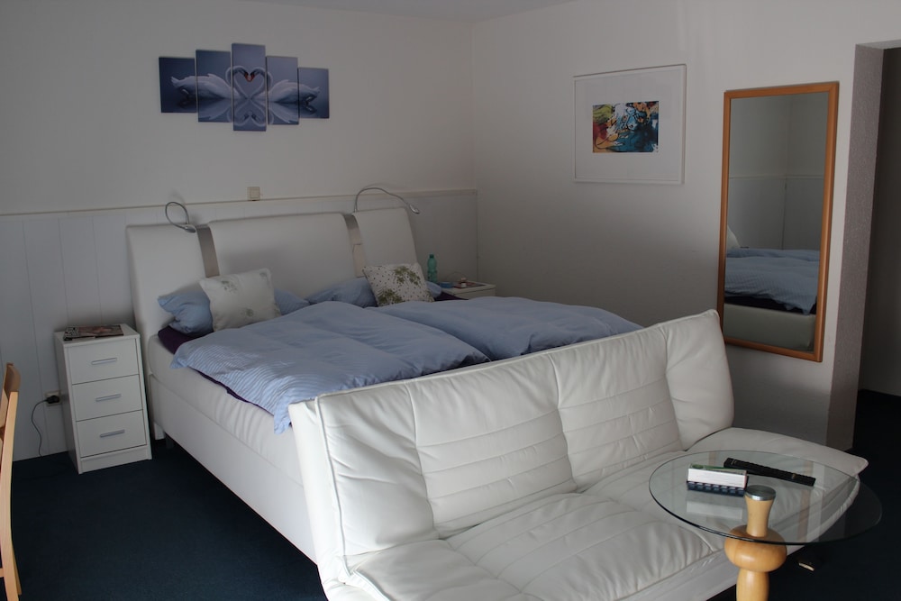Hotel zum Goldenen Wagen