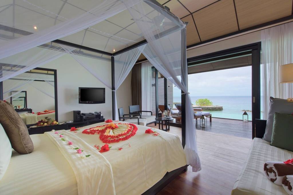 Guest room