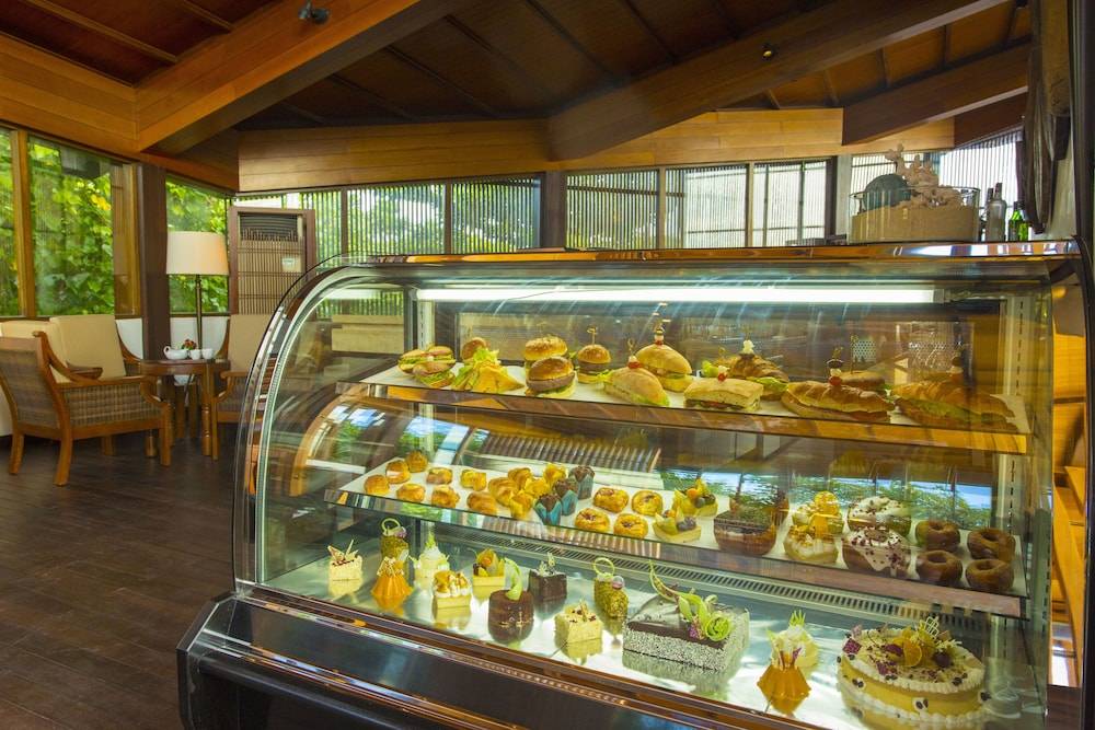 Snack bar