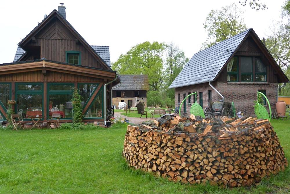 BBQ/picnic area