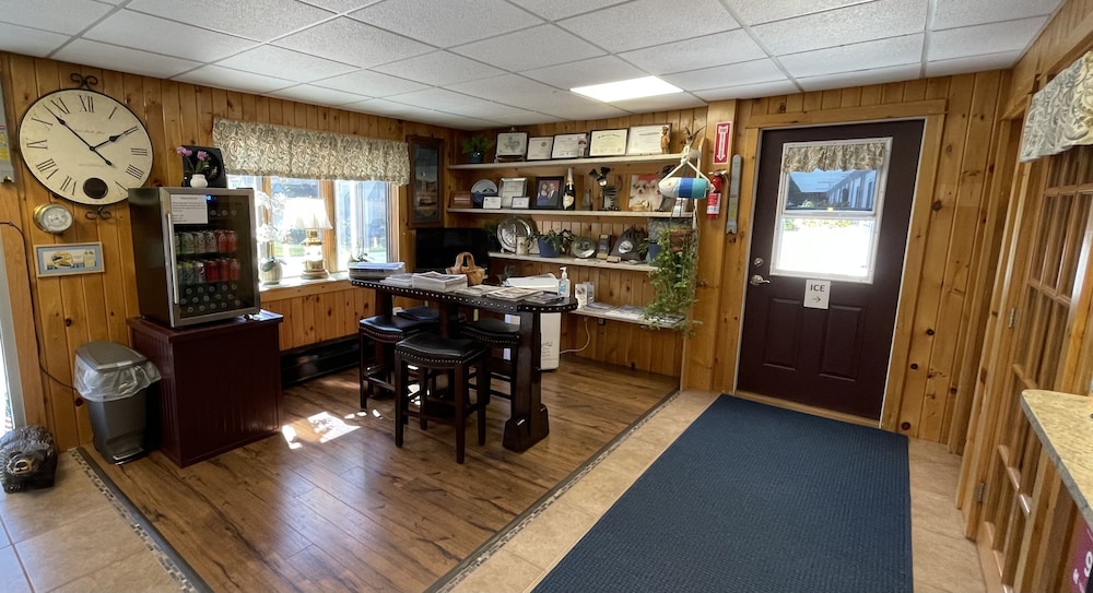 Bucksport Inn - photo 4