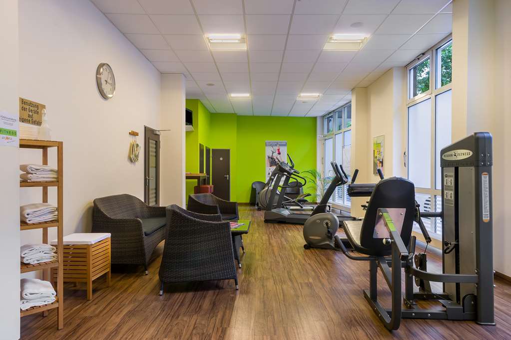 Fitness room TOP acora Hotel Bochum