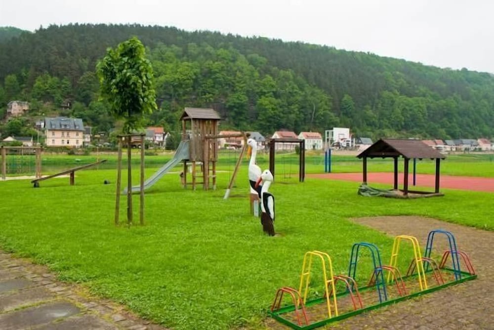 Children's play area - outdoor