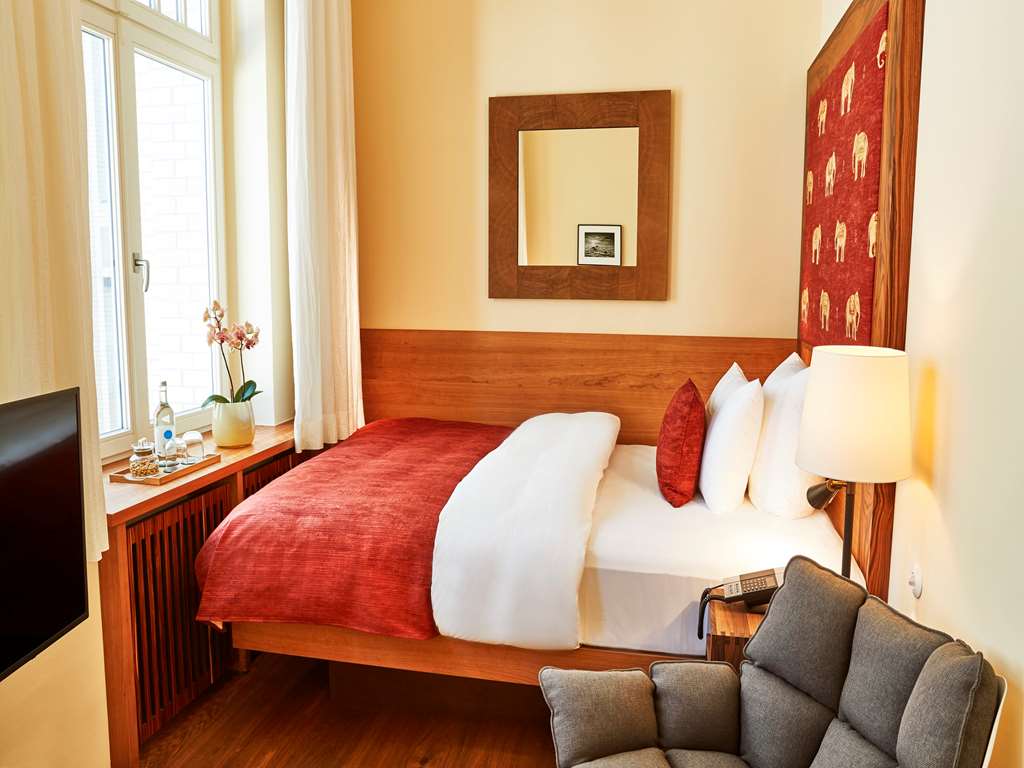 Orania bedroom