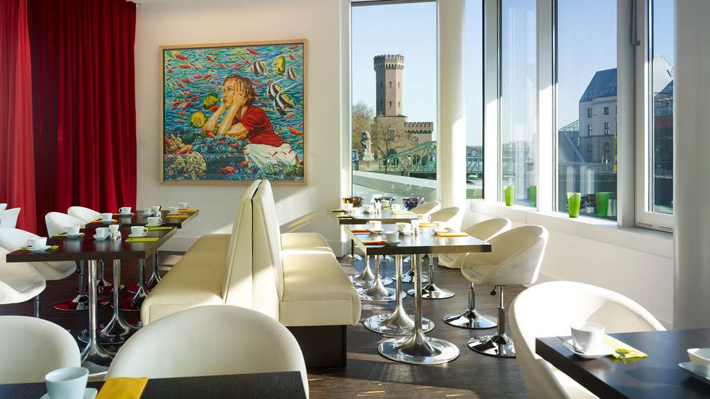 art'otel cologne breakfast restaurant