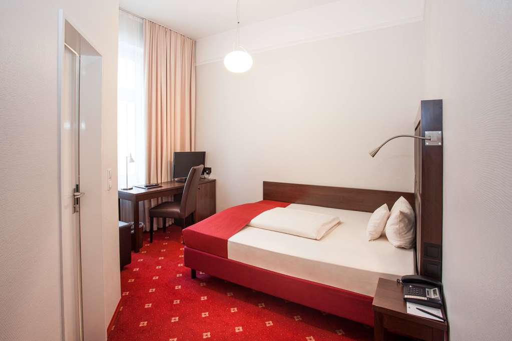 Centro National Frankfurt Trademark Collection By